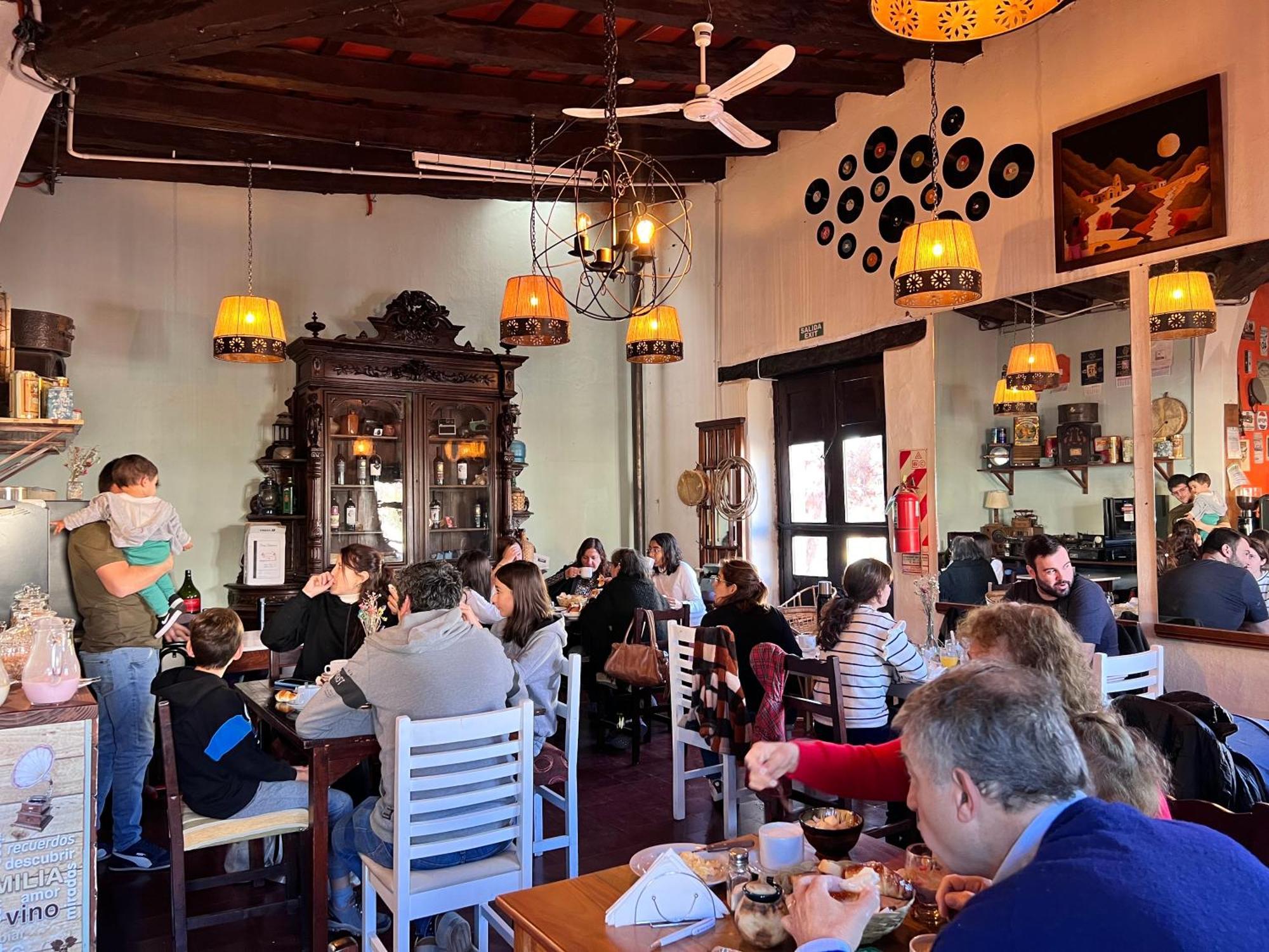 El Hospedaje Cafayate Luaran gambar